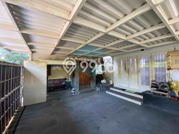 Rumah Elit LB 600m2 Siap Pakai Desain Elegan di Graha, Surabaya Rumah Elit LB 600m2 Siap Pakai Desain Elegan di Graha, Surabaya