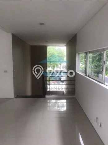 For Sale! Luxury House LT 375m2 Desain Elegan di Graha For Sale! Luxury House LT 375m2 Desain Elegan di Graha