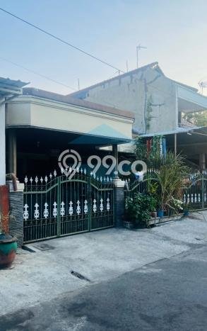 Dijual Hunian Rumah Terawat 3 Kamar di Wonorejo, Surabaya Dijual Hunian Rumah Terawat 3 Kamar di Wonorejo, Surabaya