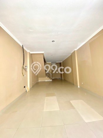 DISEWAKAN RUKO SIAP HUNIII di Green Lake City 286 m² DISEWAKAN RUKO SIAP HUNIII di Green Lake City 286 m²