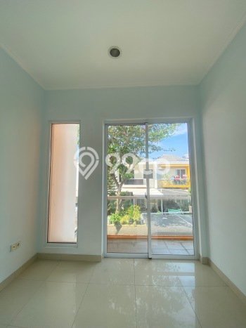 SEWA RUMAH PALING MURAH SIAP HUNIIIII Bagus SEWA RUMAH PALING MURAH SIAP HUNIIIII Bagus