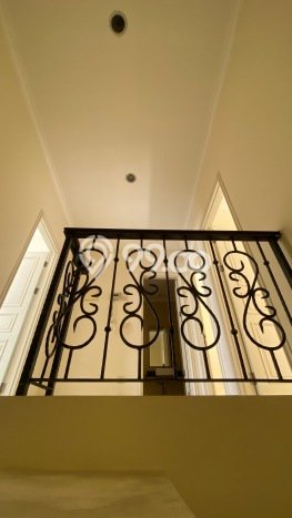 DISEWAKAN RUMAH WEST EUROPE HARGA NEGOOO DISEWAKAN RUMAH WEST EUROPE HARGA NEGOOO