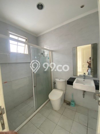 PREMIUM LIVING! Rumah di Green Lake City, 3 KM, Kawasan Prospektif, Luas 90m² Bangunan 100m² PREMIUM LIVING! Rumah di Green Lake City, 3 KM, Kawasan Prospektif, Luas 90m² Bangunan 100m²