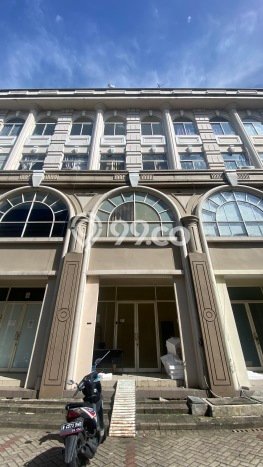 JUAL RUKO PALING MURAHHH di Green Lake City 286 m² JUAL RUKO PALING MURAHHH di Green Lake City 286 m²
