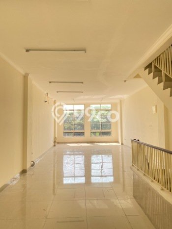 DIJUAL MURAH RUKO HADAP DALAM PALING MURAH di Green Lake City DIJUAL MURAH RUKO HADAP DALAM PALING MURAH di Green Lake City