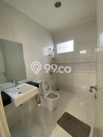 Rumah kawasan Green Lake City, Siap Huni, 3 KT, Akses Green Lake City, Jakarta Barat, Jakarta Barat, Luas 144m² LB 147m² Rumah kawasan Green Lake City, Siap Huni, 3 KT, Akses Green Lake City, Jakarta Barat, Jakarta Barat, Luas 144m² LB 147m²