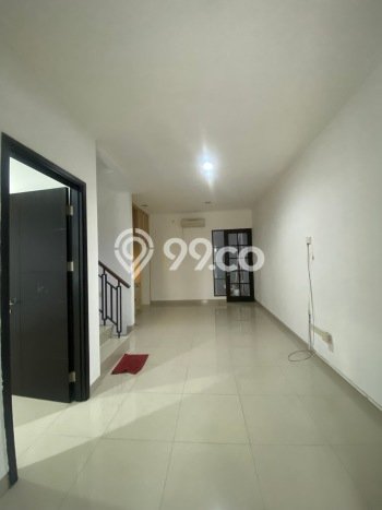 KESEMPATAN TERBAIK! Rumah area Green Lake City, 3 KM, Siap Huni, LT 90m² Bangunan 127m² KESEMPATAN TERBAIK! Rumah area Green Lake City, 3 KM, Siap Huni, LT 90m² Bangunan 127m²