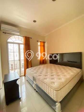 RARE UNIT! Rumah di Green Lake City, 3 KM, Pemandangan Kota, LT 120m² LB 157m² RARE UNIT! Rumah di Green Lake City, 3 KM, Pemandangan Kota, LT 120m² LB 157m²