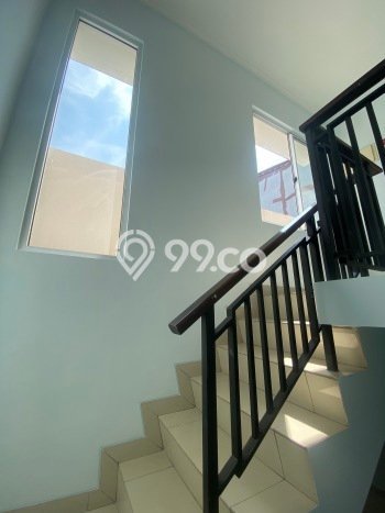 Rumah area Green Lake City, 3 KT, Akses Mudah Fasilitas Umum, Luas 90m² LB 100m² Rumah area Green Lake City, 3 KT, Akses Mudah Fasilitas Umum, Luas 90m² LB 100m²