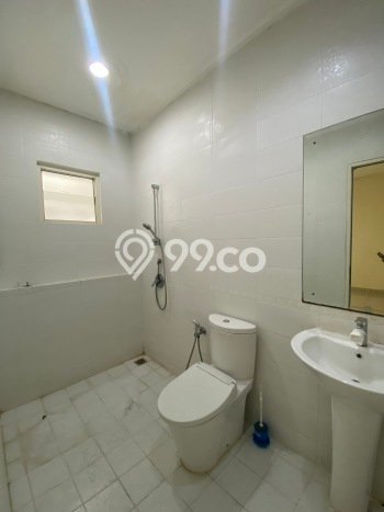 SPECIAL RATE! Rumah di Green Lake City, 3 KM, Area Sejuk, Luas 100m² LB 127m² SPECIAL RATE! Rumah di Green Lake City, 3 KM, Area Sejuk, Luas 100m² LB 127m²