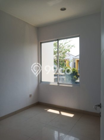Rumah di Green Lake City, 3 KT, Dekat Universitas, LT 90m² Bangunan 100m² Rumah di Green Lake City, 3 KT, Dekat Universitas, LT 90m² Bangunan 100m²