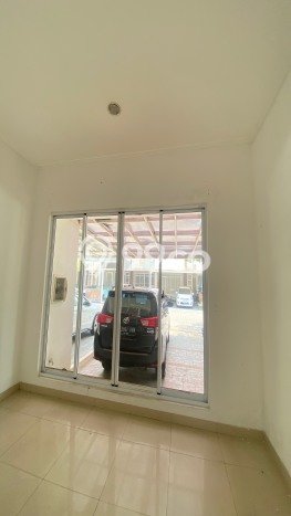 Rumah kawasan Green Lake City, 3 KM, Area Elite, Luas 120m² LB 127m² Rumah kawasan Green Lake City, 3 KM, Area Elite, Luas 120m² LB 127m²