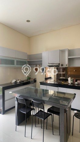 DISEWAKAN RUMAH FURNISHH SIAP HUNII di Green Lake City DISEWAKAN RUMAH FURNISHH SIAP HUNII di Green Lake City