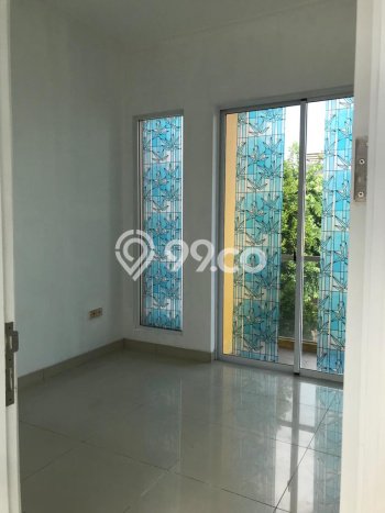 DISEWAKAN RUMAH MURAH SIAP HUNI DI GREEN LAKE DISEWAKAN RUMAH MURAH SIAP HUNI DI GREEN LAKE