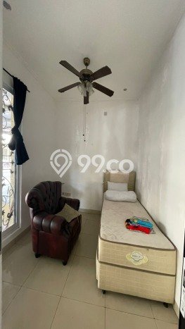 DISEWAKAN RUMAH SEMI FURNISH Bagus SHM - Sertifikat Hak Milik DISEWAKAN RUMAH SEMI FURNISH Bagus SHM - Sertifikat Hak Milik