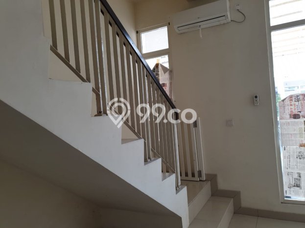 DISEWAKAN RUMAH MURAH DUA LANTAI HARGA NEGO DISEWAKAN RUMAH MURAH DUA LANTAI HARGA NEGO