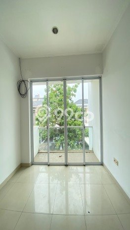 Disewakan Segera Rumah Siap Huni Paking Murah Dua Lantai Disewakan Segera Rumah Siap Huni Paking Murah Dua Lantai