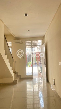 Rumah Unfurnished Bagus di Green Lake City Rumah Unfurnished Bagus di Green Lake City