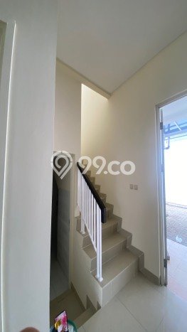 Rumah Semi Furnished Bagus di Green Lake City Rumah Semi Furnished Bagus di Green Lake City