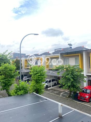 Rumah Luas Asri 3 KT Siap Huni di Green Lake City Jakarta Barat Rumah Luas Asri 3 KT Siap Huni di Green Lake City Jakarta Barat