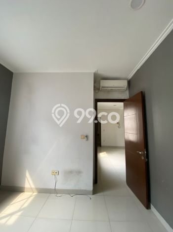 Rumah jual green lake city 2 lantai terbagus Rumah jual green lake city 2 lantai terbagus