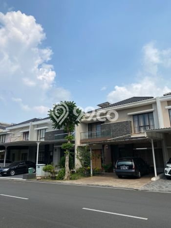 Rumah dijual 2 lantai SHM green lake city Rumah dijual 2 lantai SHM green lake city