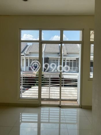 Dijual rumah green lake city 2 lantai dan berminimalis Dijual rumah green lake city 2 lantai dan berminimalis