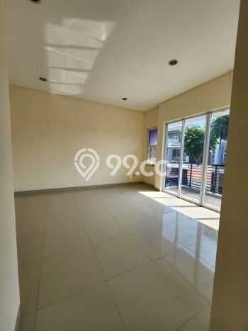 Disewakan rumah green lake city 2 lantai dengan harga termurah Disewakan rumah green lake city 2 lantai dengan harga termurah