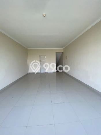 For Rent Ruko Strategis di Green Lake City, Luas 286m², Lokasi Berkembang For Rent Ruko Strategis di Green Lake City, Luas 286m², Lokasi Berkembang