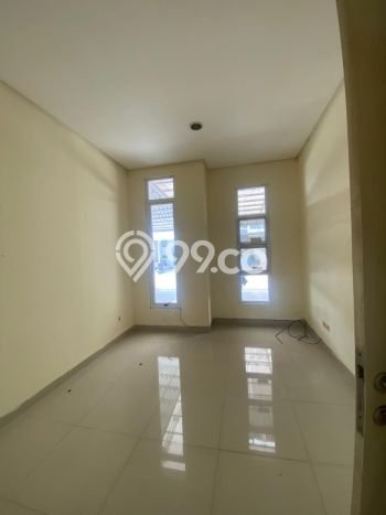 Rumah di Green Lake City, 3 KT, View Indah, LT 144m² LB 147m² Rumah di Green Lake City, 3 KT, View Indah, LT 144m² LB 147m²
