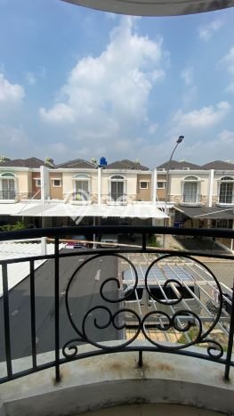 Disewa Rumah west Europe dengan fasilitas bagus dan nyaman Disewa Rumah west Europe dengan fasilitas bagus dan nyaman