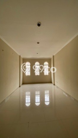 AREA BISNIS! Ruko Kawasan Green Lake City, Luas 286m², Area Premium AREA BISNIS! Ruko Kawasan Green Lake City, Luas 286m², Area Premium