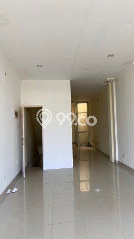 Ruko di Green Lake City, Luas 286m², Area Komersial, Ready Operasi Ruko di Green Lake City, Luas 286m², Area Komersial, Ready Operasi