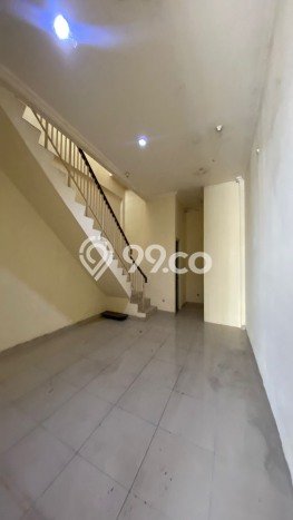 Ruko di Green Lake City, Luas 286m², Area Komersial, Ready Operasi Ruko di Green Lake City, Luas 286m², Area Komersial, Ready Operasi