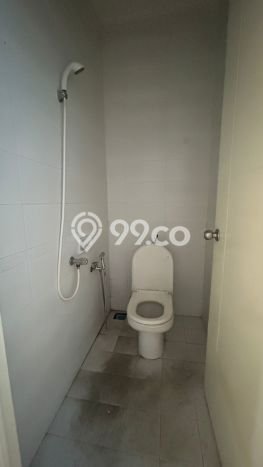 Rumah di Green Lake City, 2 KT, Dekat Pusat Kota, Luas 67m² Bangunan 84m² Rumah di Green Lake City, 2 KT, Dekat Pusat Kota, Luas 67m² Bangunan 84m²