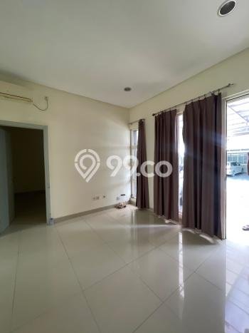 Lokasi strategis! Rumah siap pakai dikontrakkan di Cengkareng LB 137m2 Lokasi strategis! Rumah siap pakai dikontrakkan di Cengkareng LB 137m2