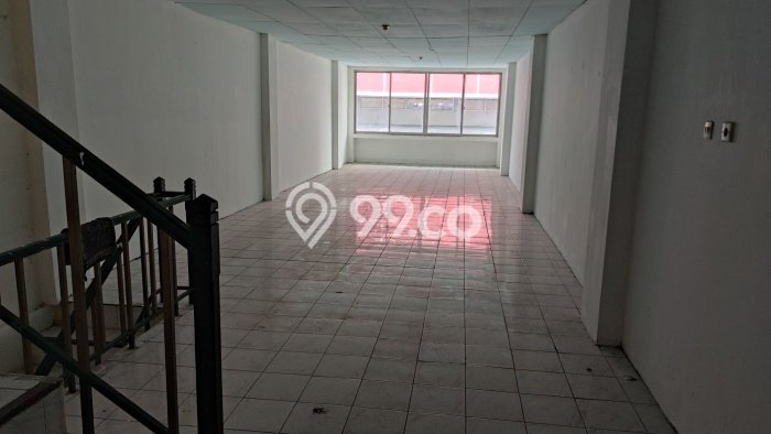 Ruko Disewa di Bogor dengan LB 202m2 Area Komersial Ramai Ruko Disewa di Bogor dengan LB 202m2 Area Komersial Ramai
