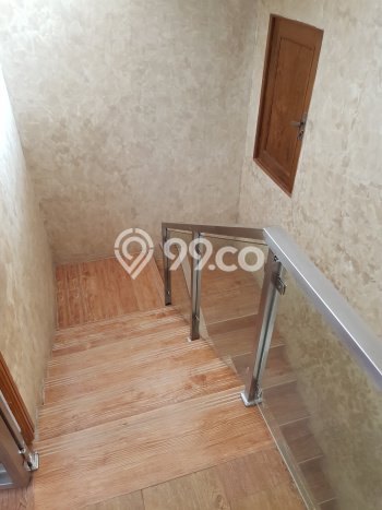 Rumah Strategis dengan 4 Kamar Tidur di Kawasan Pakuan, Bogor Rumah Strategis dengan 4 Kamar Tidur di Kawasan Pakuan, Bogor