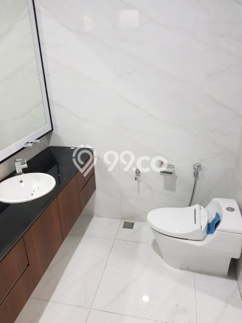 Rumah Strategis dengan 4 Kamar Tidur di Kawasan Pakuan, Bogor Rumah Strategis dengan 4 Kamar Tidur di Kawasan Pakuan, Bogor