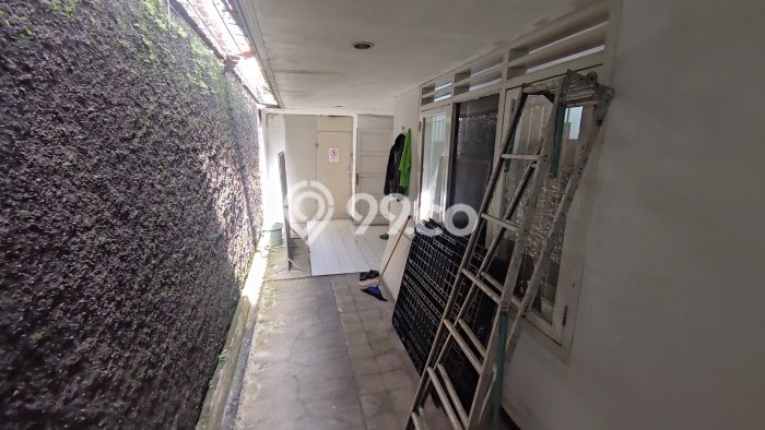 Rumah Budi Agung dekat Depo Bangunan Mitra10 Mall Yogya dan Tol Sentul Selatan Rumah Budi Agung dekat Depo Bangunan Mitra10 Mall Yogya dan Tol Sentul Selatan