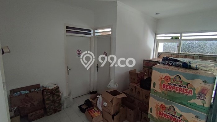 Rumah Budi Agung dekat Depo Bangunan Mitra10 Mall Yogya dan Tol Sentul Selatan Rumah Budi Agung dekat Depo Bangunan Mitra10 Mall Yogya dan Tol Sentul Selatan
