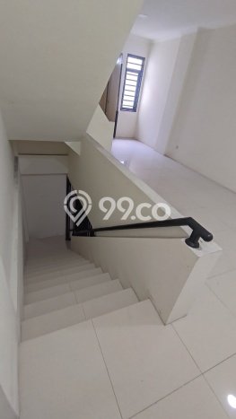 For Rent Ruko Premium Kawasan Kedung Halang, Luas 270m², Pusat Bisnis For Rent Ruko Premium Kawasan Kedung Halang, Luas 270m², Pusat Bisnis