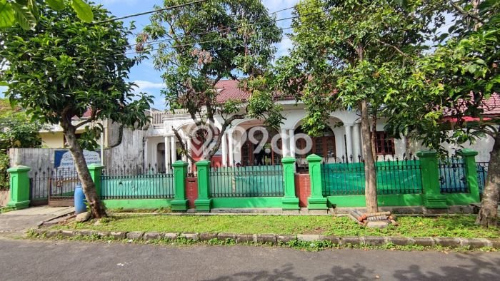 PROMO SPESIAL! Jual Rumah Premium di Tegallega, Bogor, LT 489m² Luas Bangunan 400m² PROMO SPESIAL! Jual Rumah Premium di Tegallega, Bogor, LT 489m² Luas Bangunan 400m²