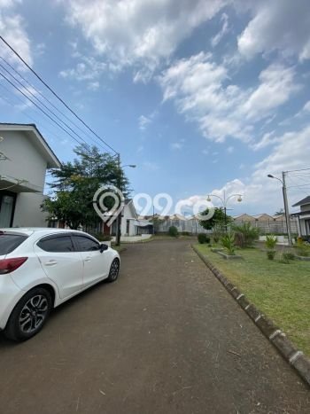 Rumah dalam Cluster dekat Pasar Terminal Stasiun dan Istana Bogor Rumah dalam Cluster dekat Pasar Terminal Stasiun dan Istana Bogor