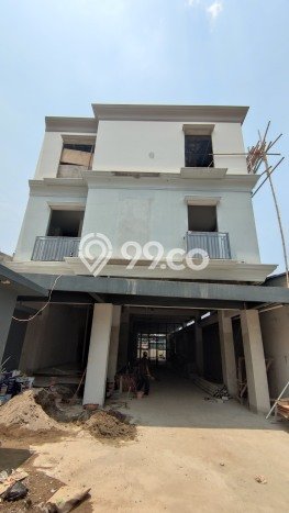 Hunian Elit LB 849m2 Siap Huni Desain Elegan di Sindang Barang, Bogor Hunian Elit LB 849m2 Siap Huni Desain Elegan di Sindang Barang, Bogor