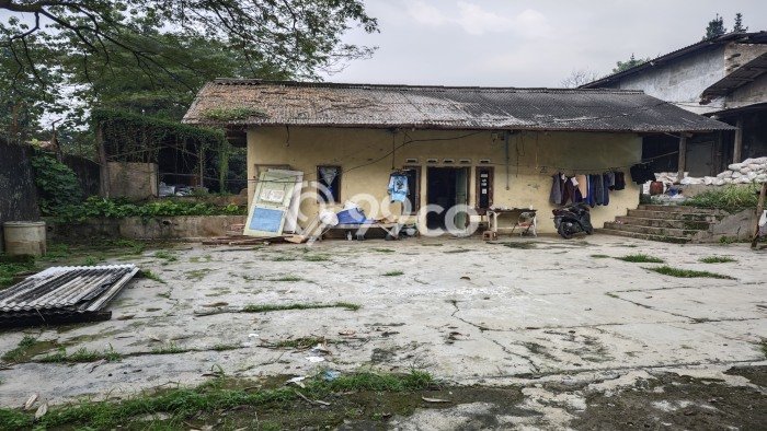 Disewakan Gudang komersial di Parung luas bangunan 400m2 Disewakan Gudang komersial di Parung luas bangunan 400m2