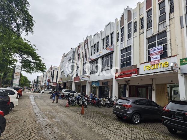 Ruko Strategis Kawasan Cibinong, Luas 156m², Area Komersial, Akses Cibinong, Bogor, Bogor Ruko Strategis Kawasan Cibinong, Luas 156m², Area Komersial, Akses Cibinong, Bogor, Bogor