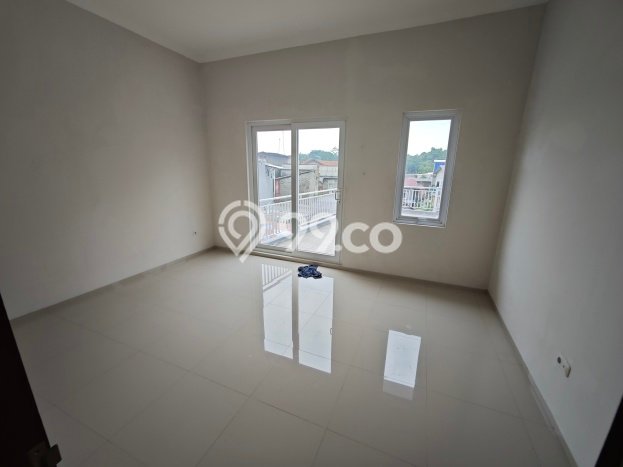 Rumah Luas Asri 6 KT Siap Pakai di Pakuan Bogor Rumah Luas Asri 6 KT Siap Pakai di Pakuan Bogor