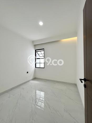 Dijual Rumah Premium dengan Fasilitas Sekitar Lengkap di Tebet, Jakarta Selatan Dijual Rumah Premium dengan Fasilitas Sekitar Lengkap di Tebet, Jakarta Selatan