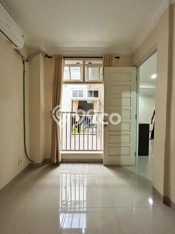 Siap Huni Rumah Mewah 7 Kamar di Tebet Dekat ke Mana Saja Siap Huni Rumah Mewah 7 Kamar di Tebet Dekat ke Mana Saja